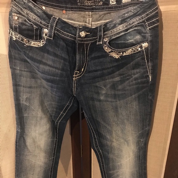 Miss Me Jeans - Picture 1 of 2